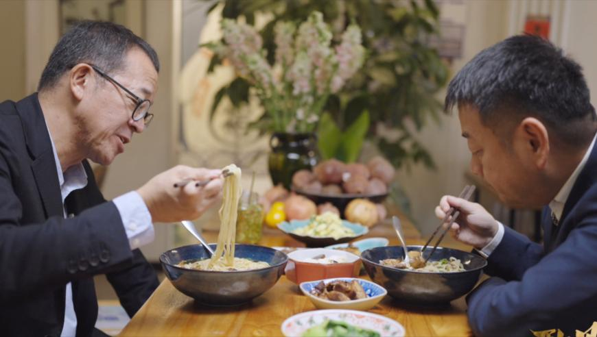 体育生毕业做泰山陪爬 年收入30多万,香港最准内部资料结果,整体规划执行讲解_交互版V1.78
