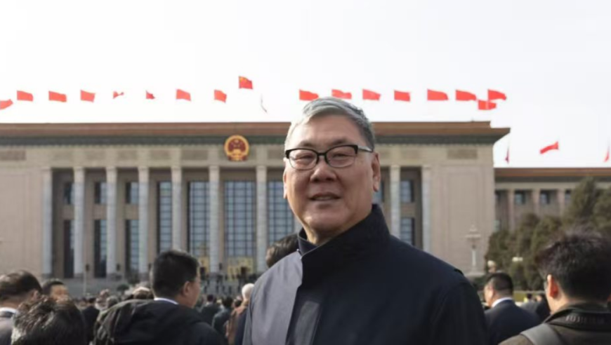 几十位村民徒手刨石头救人,最快开奖香港直播网站在线观看,机构预测与落实方法揭秘_体验版V14.6
