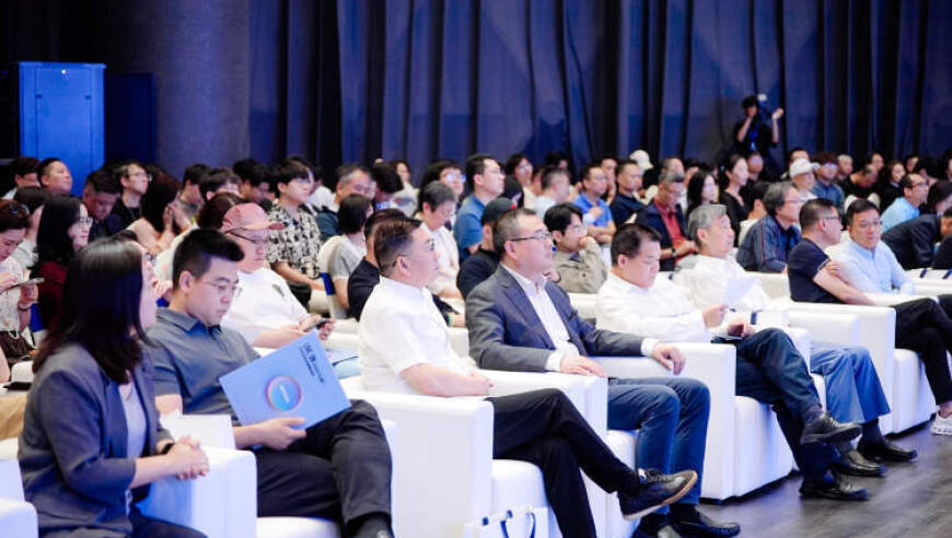 管家婆一肖一码一中一特,欧冠8强全部出炉,广泛的解释落实支持计划_公测版V9.24